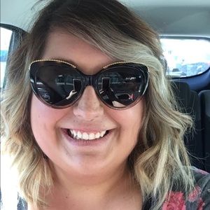 Meet your Posher, Kaitlin